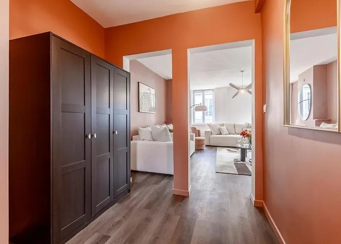 A42#republique # Marais # 3bedrooms # Paris03 # Ac * Париж